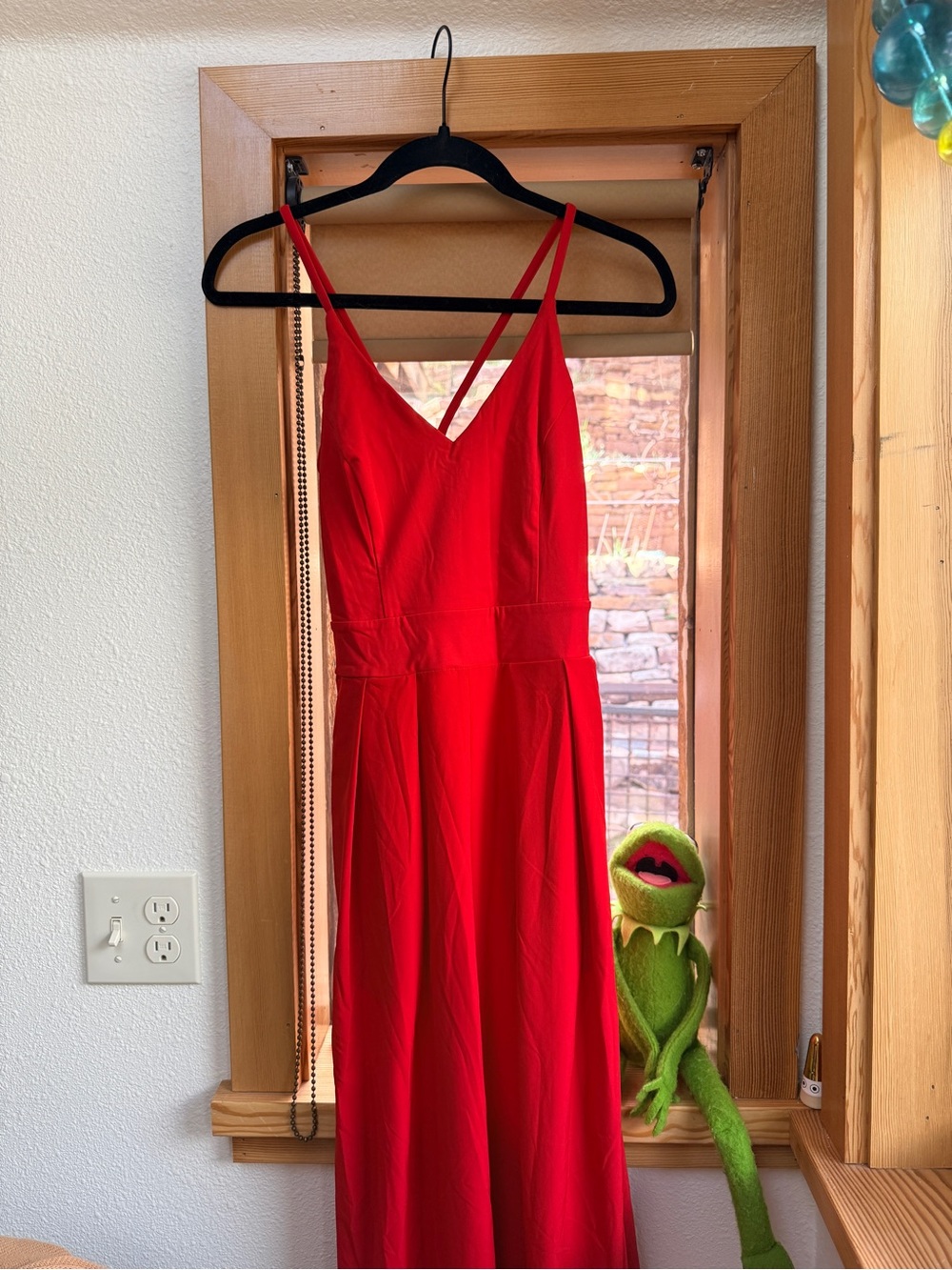 Halara Breezeful hidden zipper Women’s Wide-Leg Red Jumpsuit with V-Neck - Picture 2 of 5